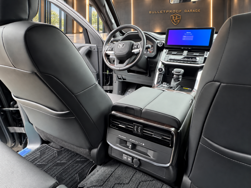 Toyota Land Cruiser 300 - Armored Bulletproof Vehicle, B6 Certified photo 8